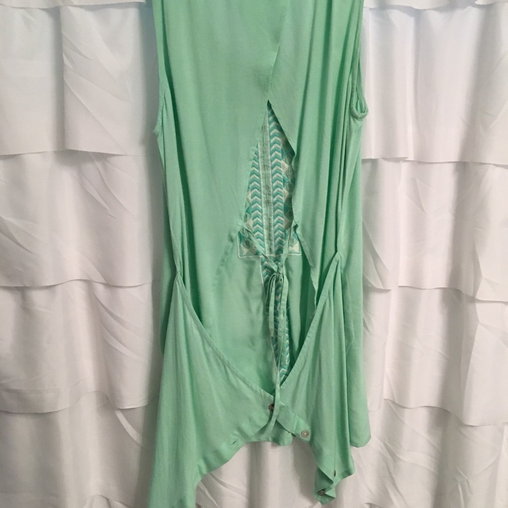 Earthbound trading company mint tank Nwot - Picture 3 of 5